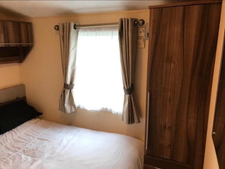 Hotel The Winchester Luxury Pet Friendly Caravan On Broadland Sands Holiday Park Between Lowestoft And Great Yarmouth Corton  Exterior foto