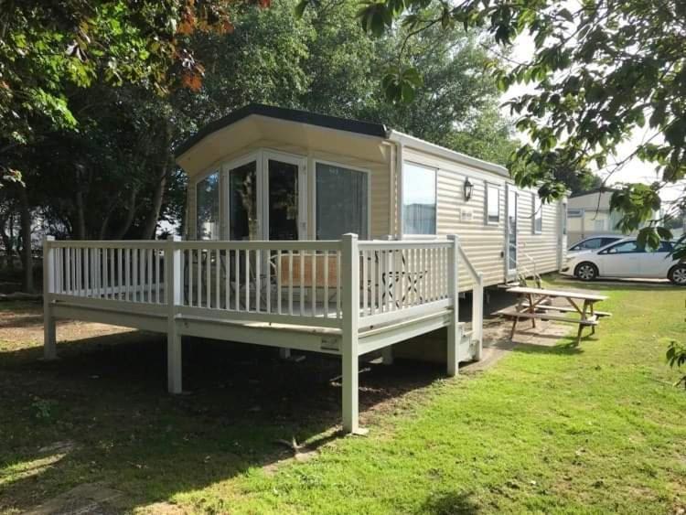 Hotel The Winchester Luxury Pet Friendly Caravan On Broadland Sands Holiday Park Between Lowestoft And Great Yarmouth Corton  Exterior foto